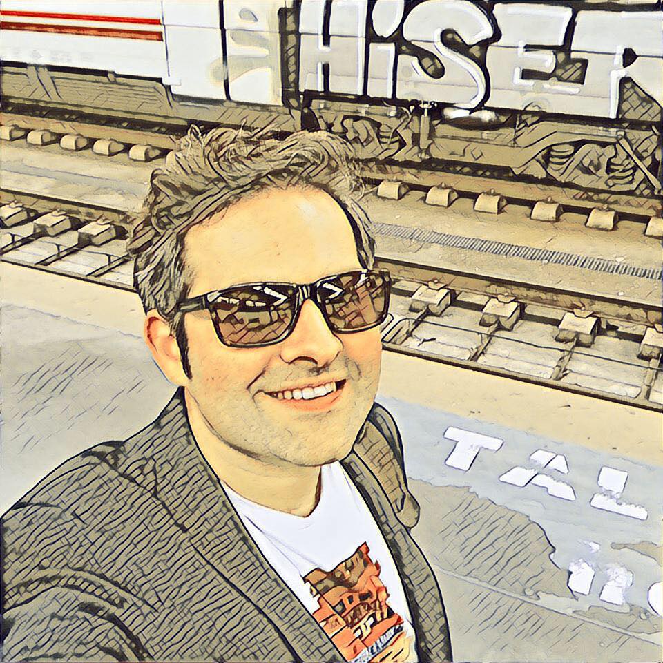 Besar en los portales