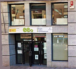 Baja de las 10.000 personas el paro en Talavera después de una década Editorial