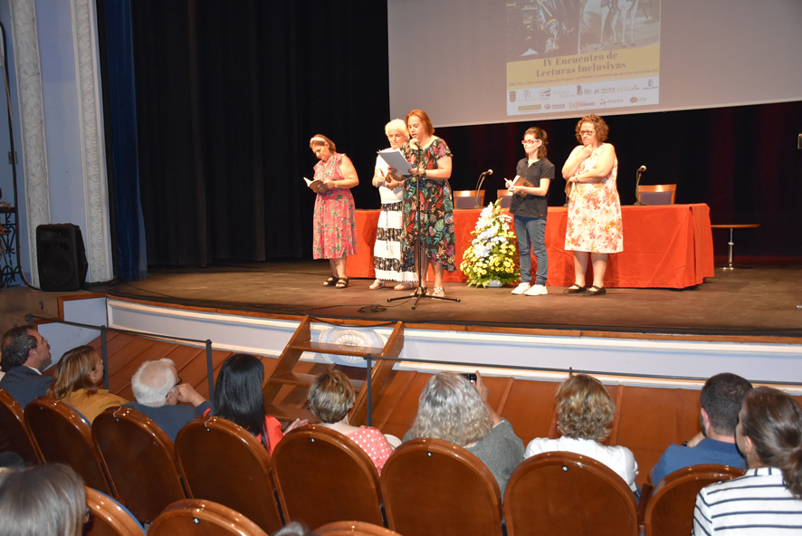 El Teatro Victoria acogió el IV Encuentro de Lecturas Inclusivas Editorial