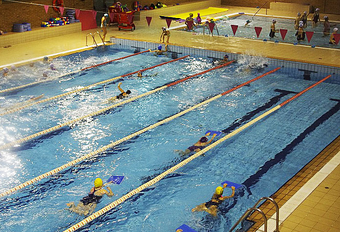 Se cierra nuevamente la piscina cubierta y el Partido Popular pide que se informe que está pasando    