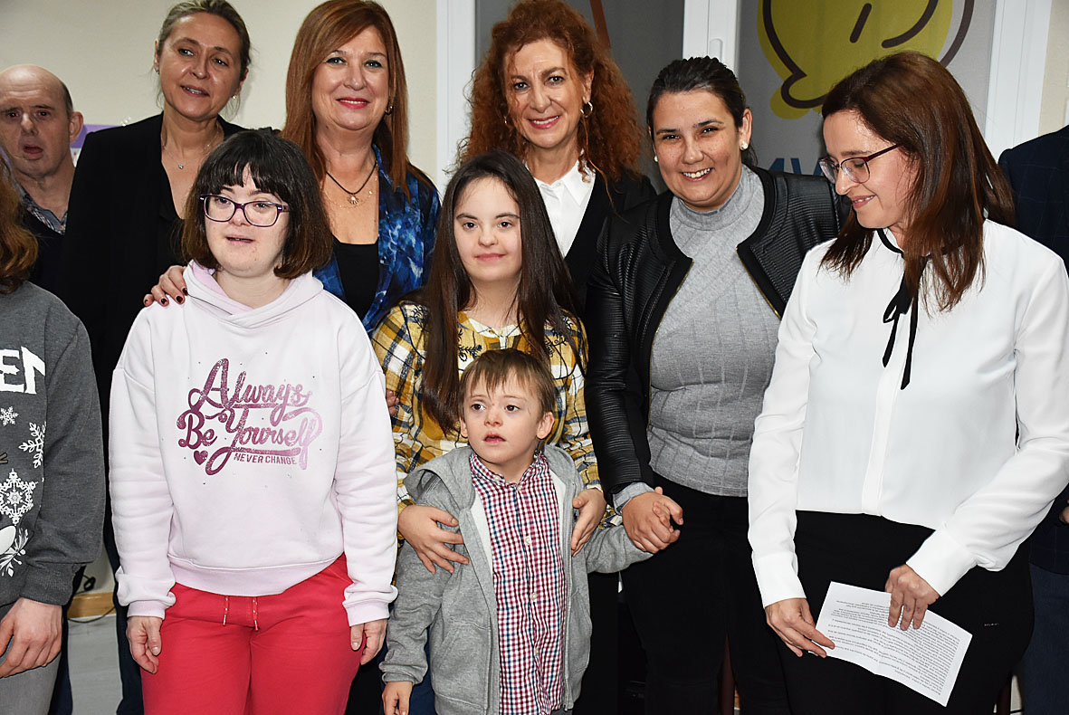 Inaugurada la sede de la asociación Dawn Talavera Editorial