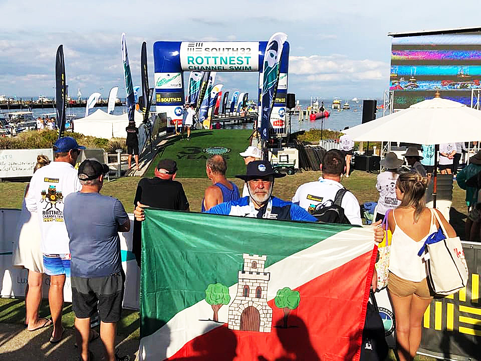 El CN Master Torrijos completa los 20 Km de la costa australiana 