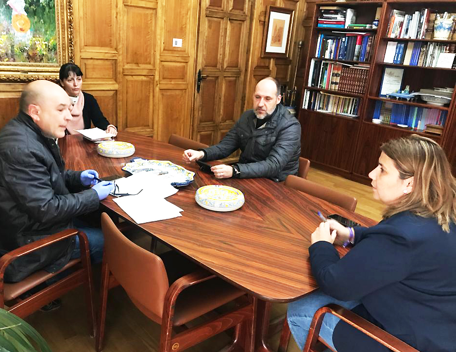 Talavera tiene en marcha la ayuda a domicilio y complementan las tareas de limpieza en residencias Editorial