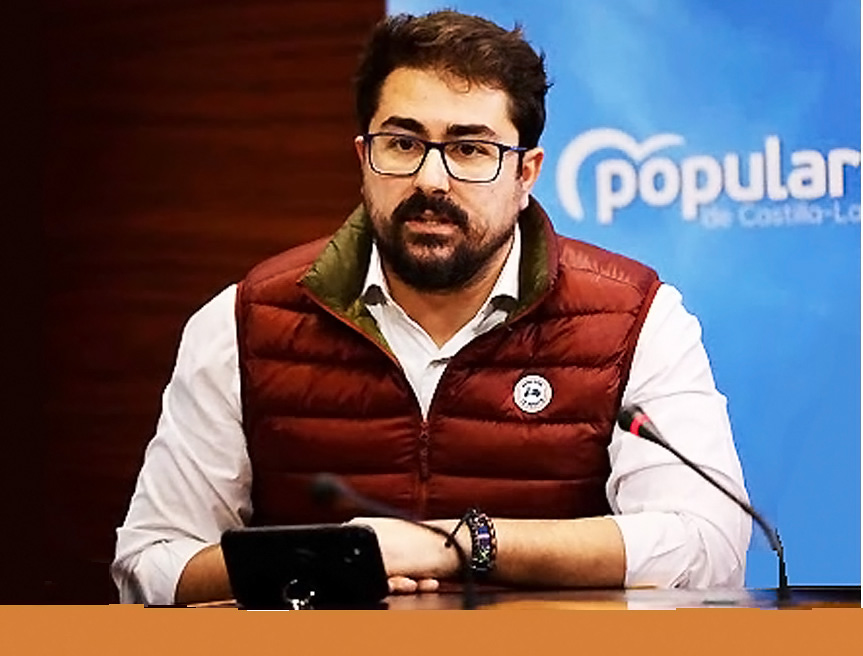 Sanitario y portavoz del Partido Popular de Torrijos Jos&eacute; Antonio Mu&ntilde;oz rompe a escribir sobre el Hospital de Toledo