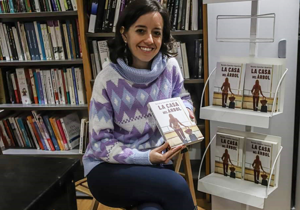 La periodista torrijeña Natalia Sánchez-Aparicio presenta su nueva novela